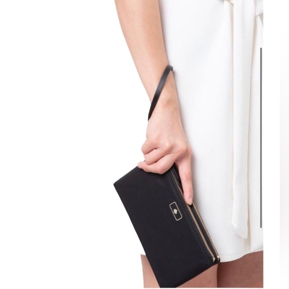 NWT Kate Spade Large Nylon Dual Compartment Wristlet - Picture 1 of 12